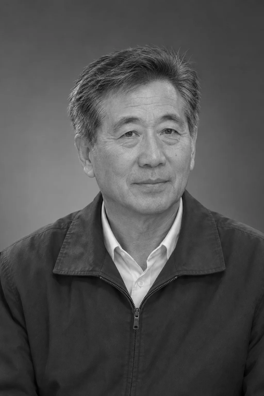 案例 12 黑白纪念款